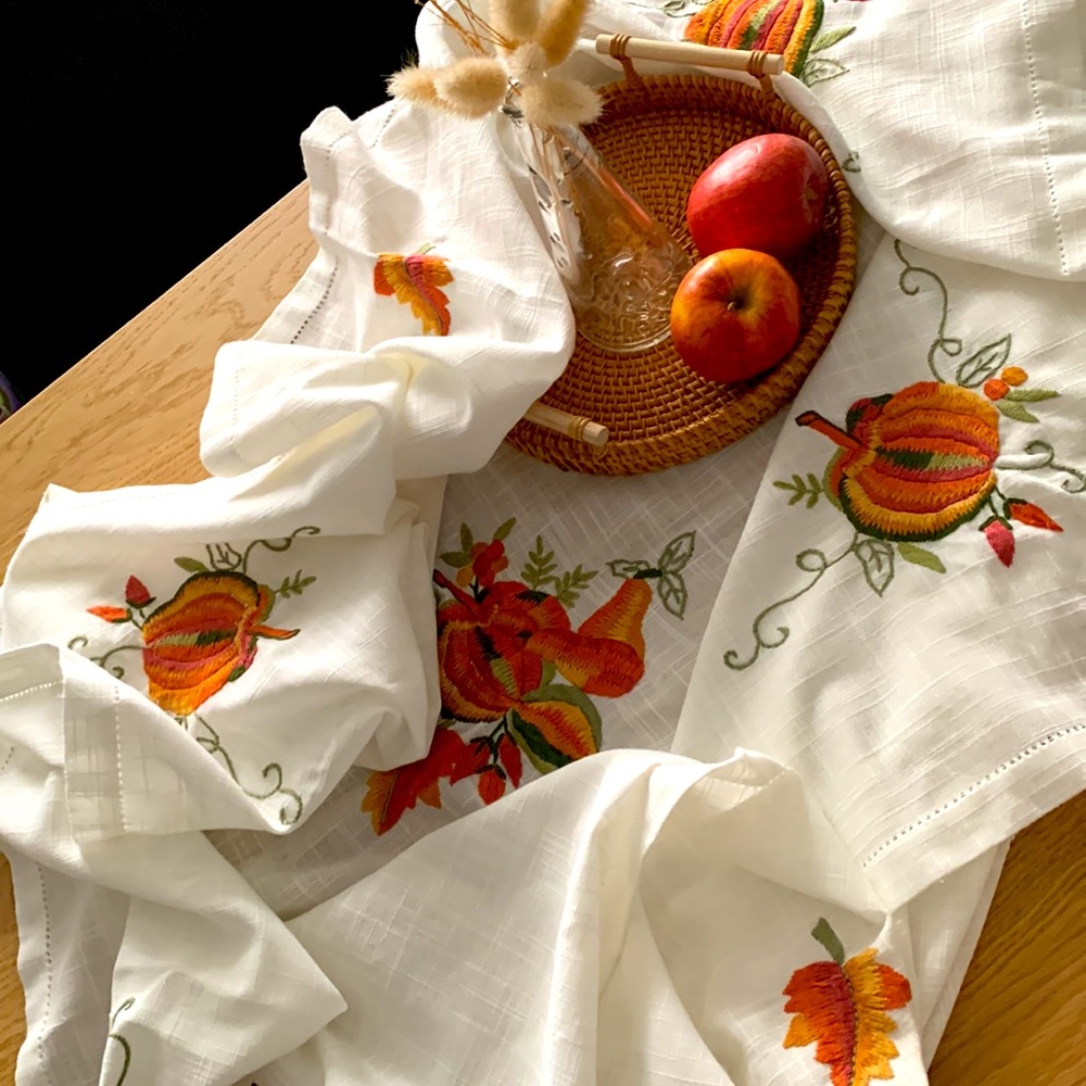 Gifts for Mom 🌸✨ April Cornell Embroidered Table Linen